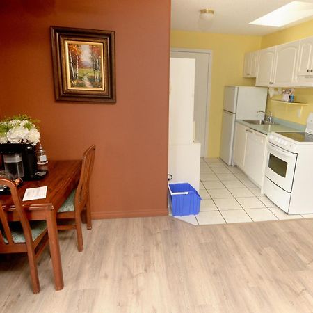 Casa Grande Inn Qualicum Beach Ngoại thất bức ảnh