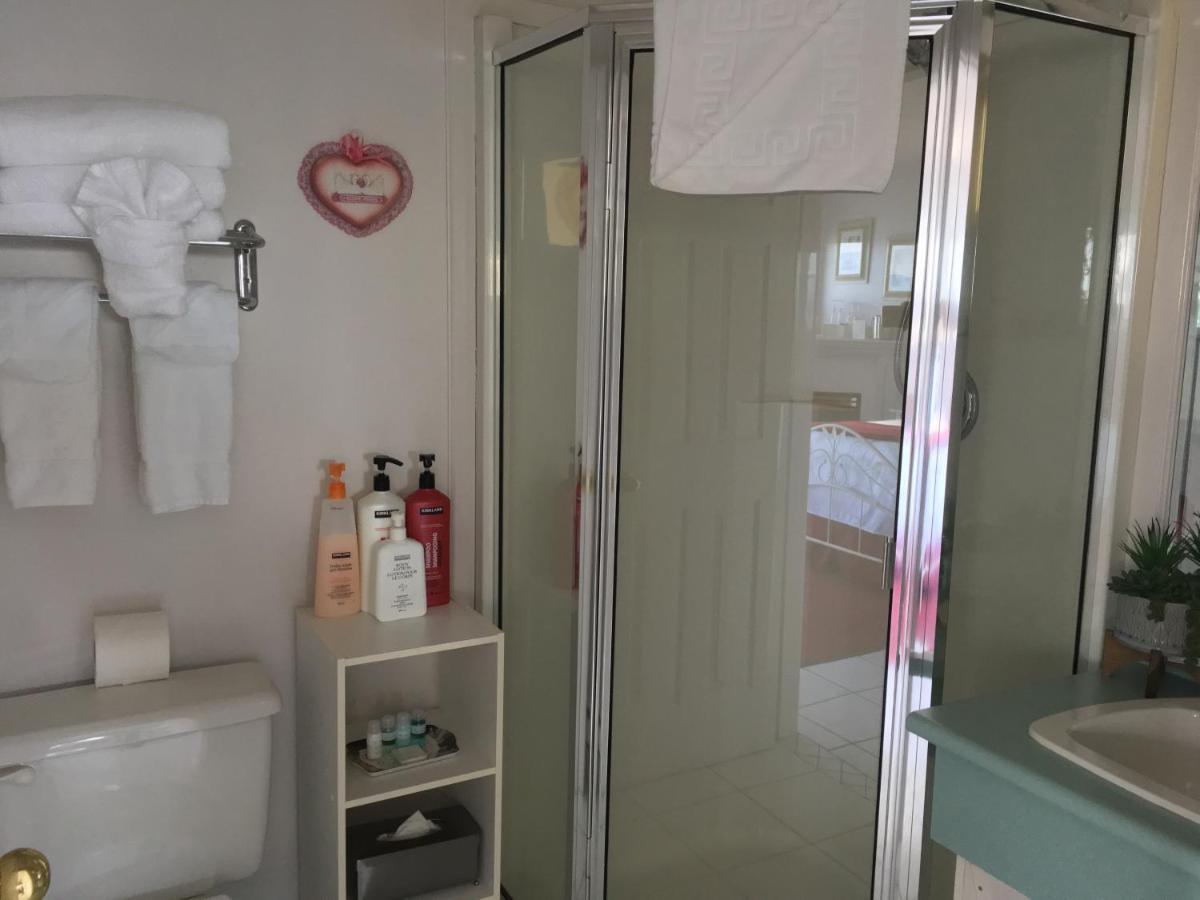 Casa Grande Inn Qualicum Beach Ngoại thất bức ảnh
