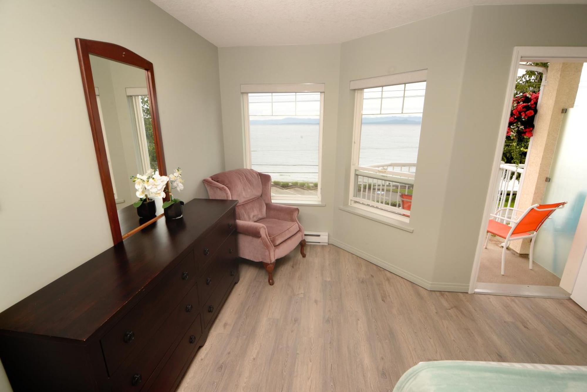 Casa Grande Inn Qualicum Beach Ngoại thất bức ảnh