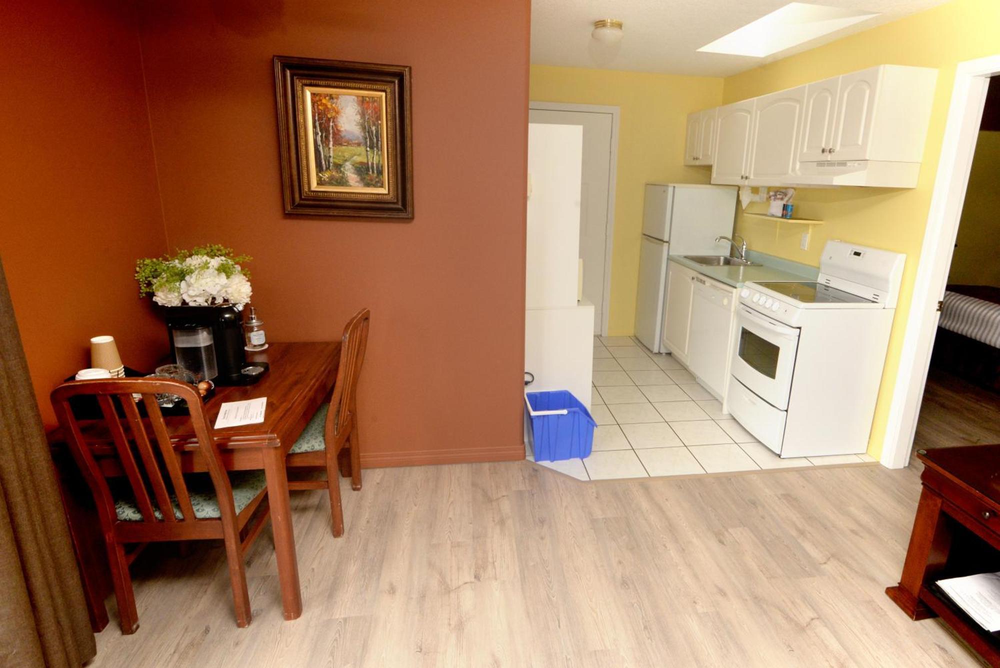 Casa Grande Inn Qualicum Beach Ngoại thất bức ảnh