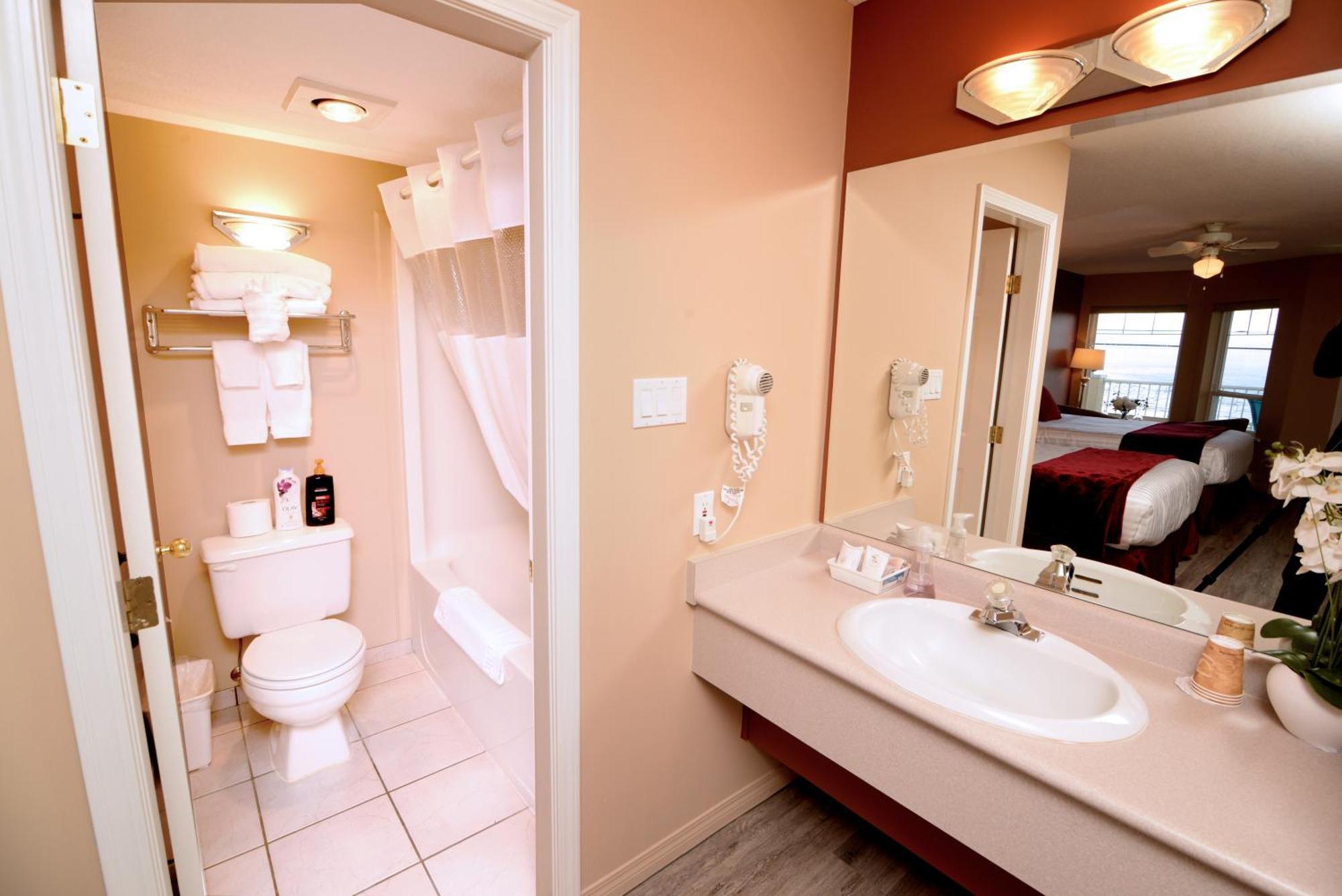 Casa Grande Inn Qualicum Beach Ngoại thất bức ảnh